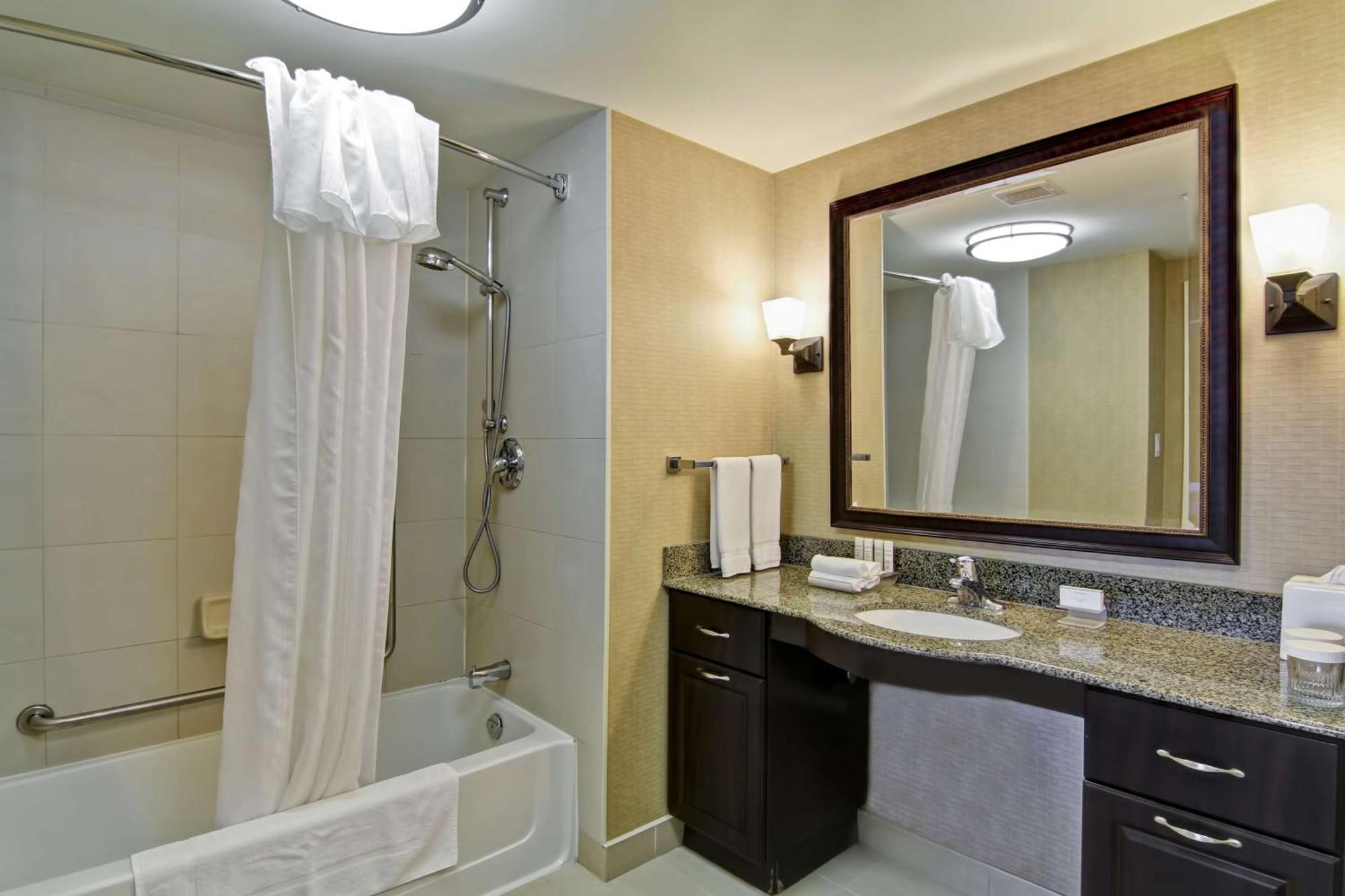 Homewood Suites By Hilton Sudbury Eksteriør bilde